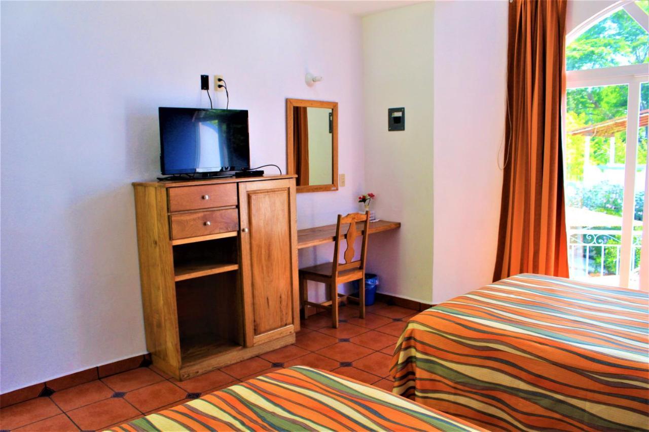 Hotel Mexico Lindo Санта Крус Уатулко Екстериор снимка